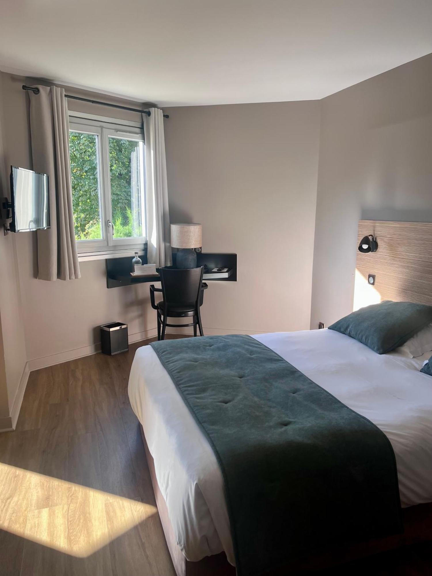 Hotel-Restaurant De L'Embarcadere Nantua Eksteriør billede