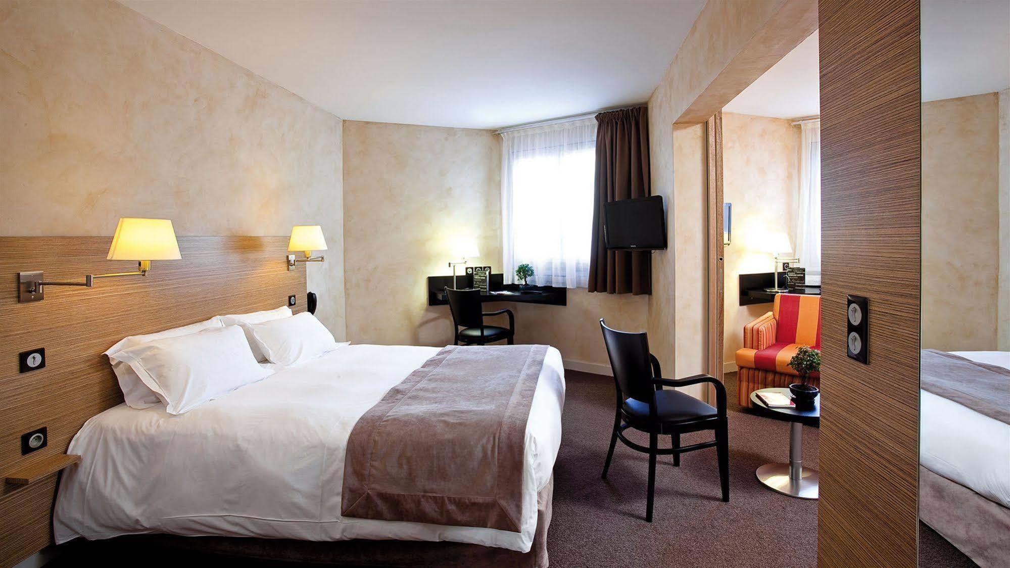 Hotel-Restaurant De L'Embarcadere Nantua Eksteriør billede